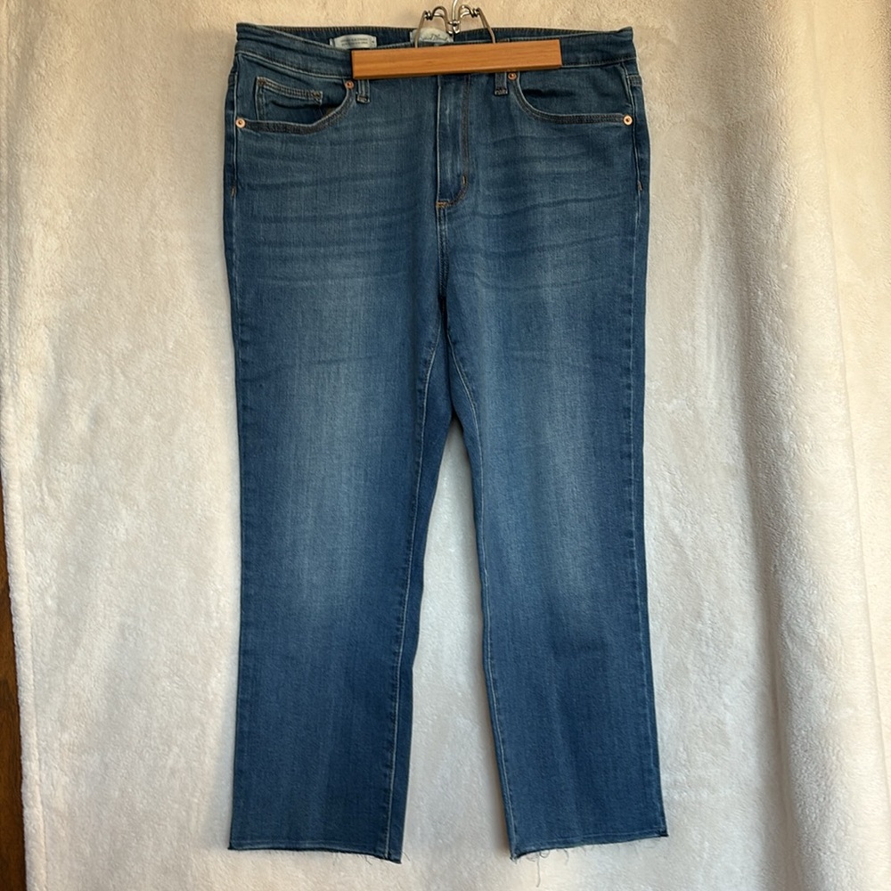 Universal Thread Women’s Blue Jean Size 14/32S